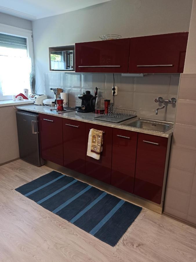 Angi Apartman- Nagyszeru Elhelyezkedes, Vendegkozpontu Szallashely-Szolgaltatas Apartment Harkany Exterior photo